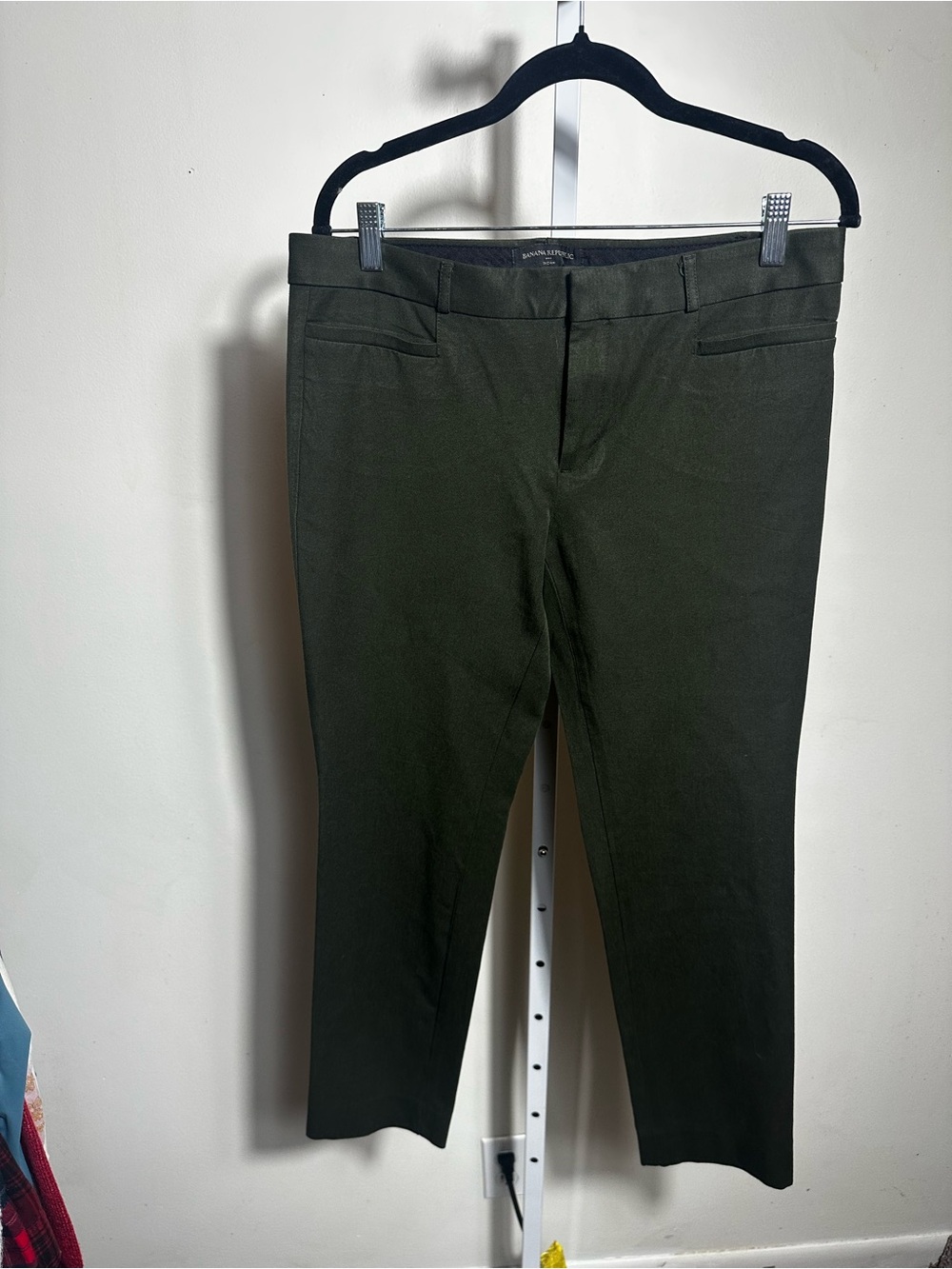 J178. Banana Republic Sloan Pants Dark Olive Green Stretch Ankle Trousers
